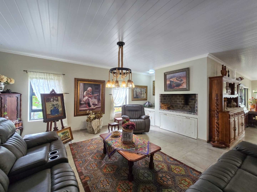 3 Bedroom Property for Sale in Stilbaai Wes Western Cape